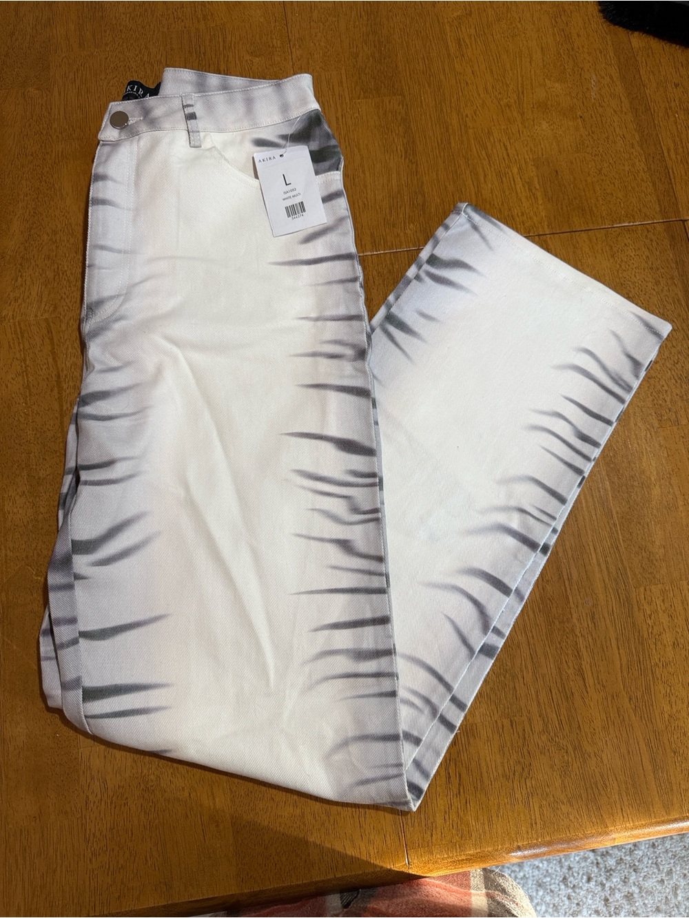 AKIRA White Multi Patterned Jeans Sonic Roar
